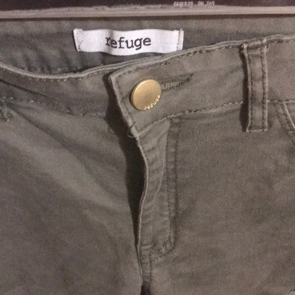 Women’s skinny pant (Olive) - Picture 2 of 4